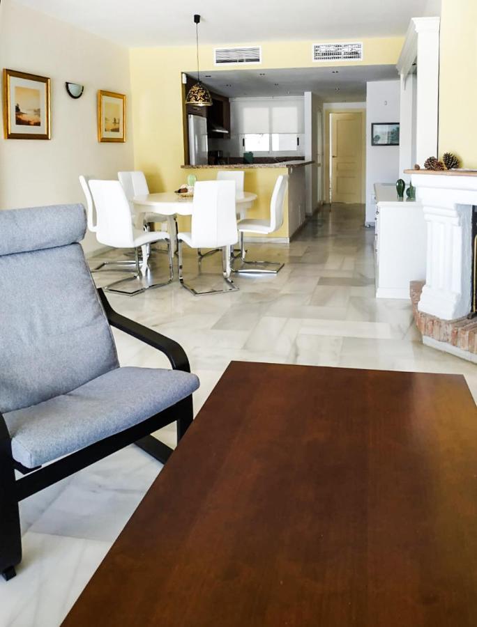 Homelystay-Benalmadena, Puerto Marina Exterior foto